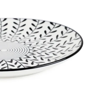 Talerz Navia Deserowy Czarny W Listki 19 Cm