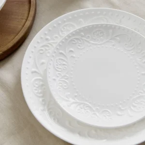 Talerz Sylia Deserowy Z Ornamentem 21 Cm