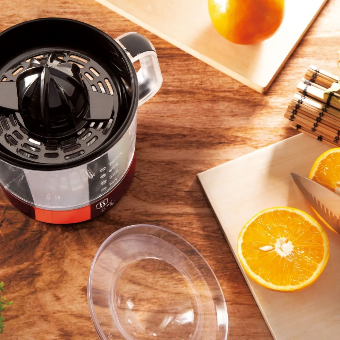 wyciskarka_do_cytrusw_bur_3.webp Wyciskarka Do Cytrusów Burgundy Elektryczna 40 W 700 Ml