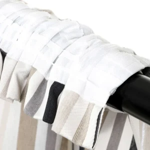 Zaslona Mirla W Pionowe Paski 140X250 Cm