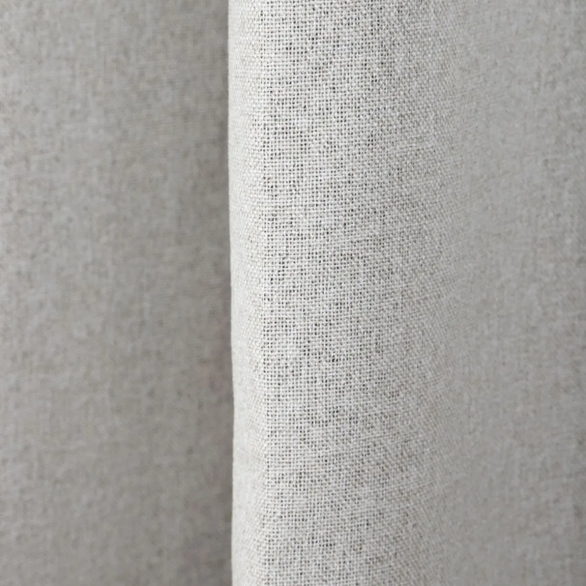 zaslona_mores_zaciemniaja_5.webp Zaslona Mores Zaciemniajaca Bezowa 140X250 Cm