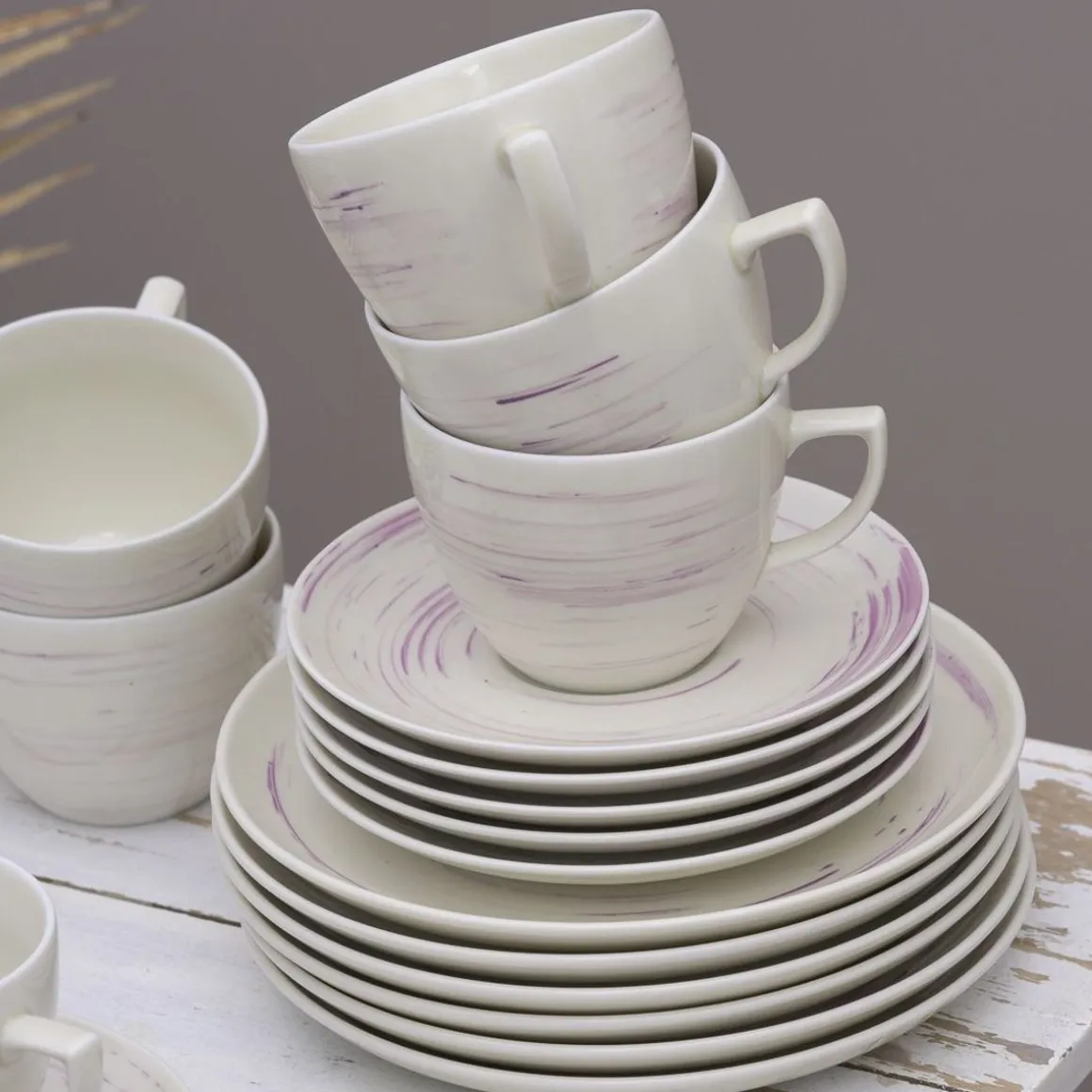 zestaw_filizanek_city_che_2.webp Zestaw Filizanek City Cherry Ze Spodkiem 12 El.