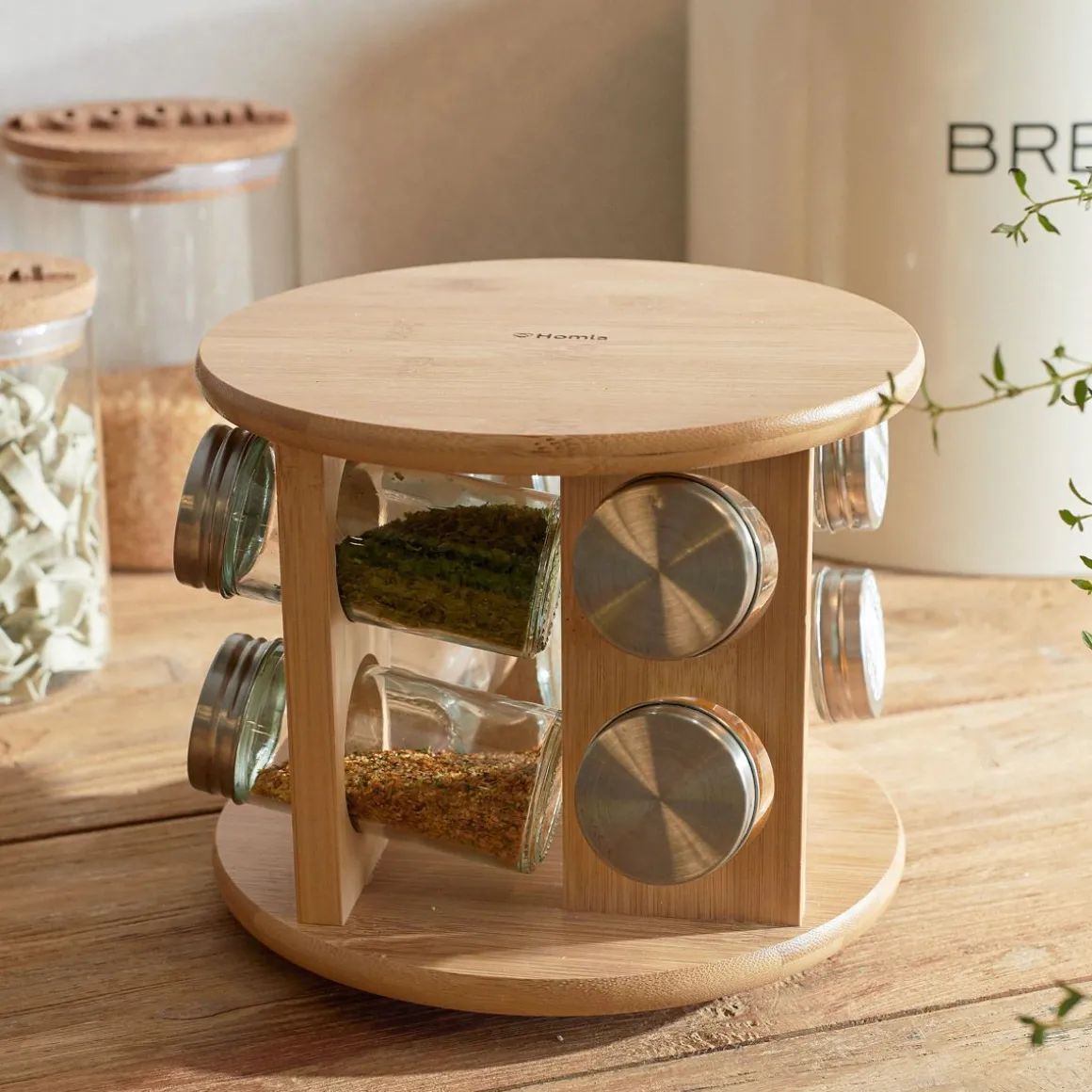 zestaw_przyprawnikow_bamb_0.webp Zestaw Przyprawnikow Bambou Na Obrotowym Stojaku - 8 Sloiczkow 15X19 Cm
