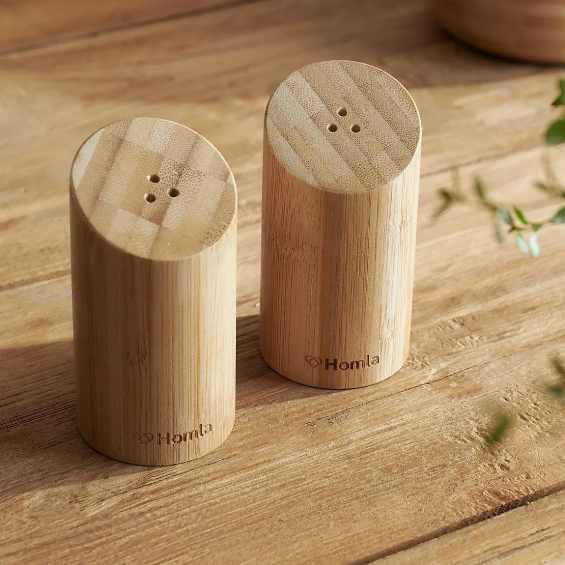 zestaw_przyprawnikow_bamb_4-2.webp Zestaw Przyprawnikow Bambou Bambusowych 2 Szt.