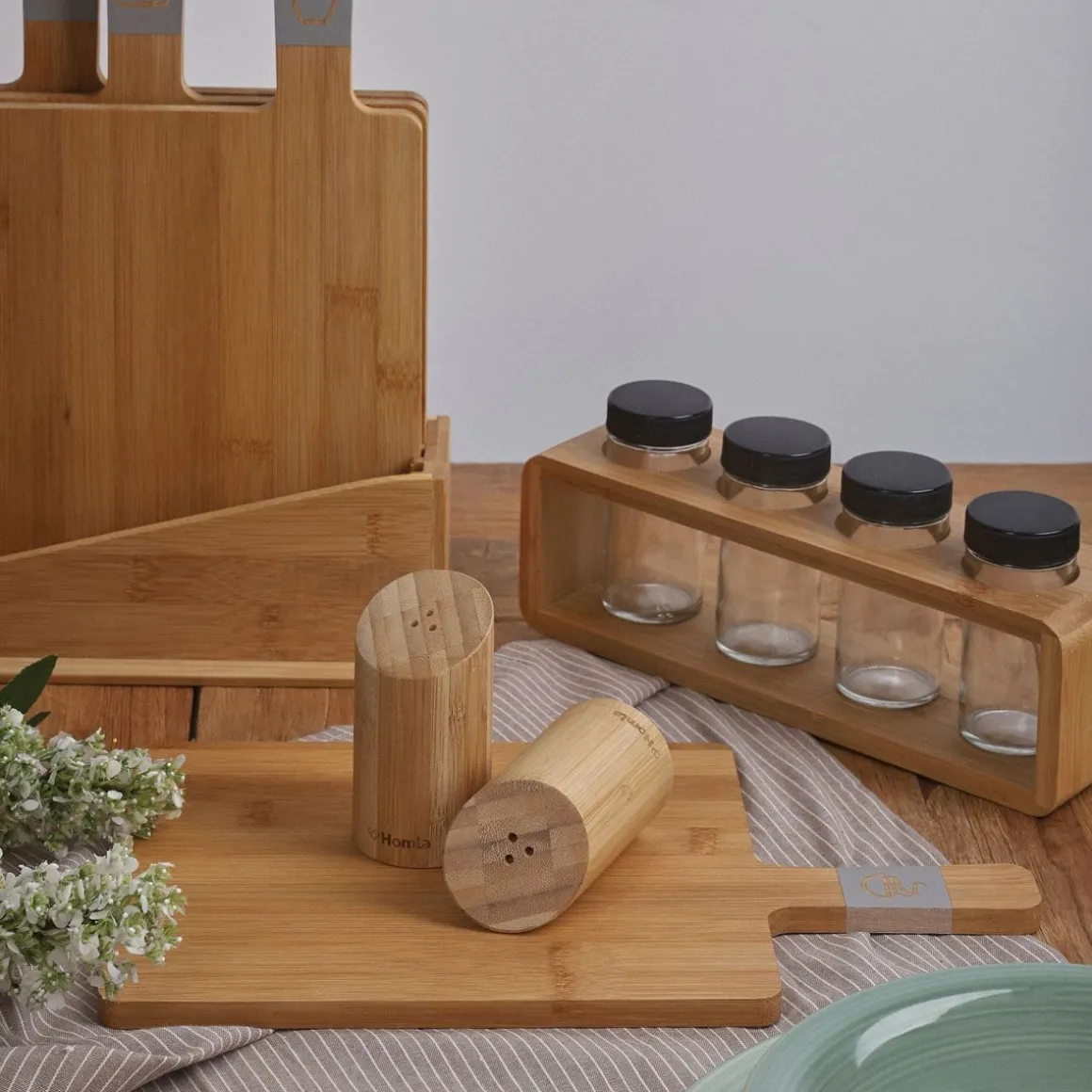 zestaw_przyprawnikow_bamb_6-2.webp Zestaw Przyprawnikow Bambou Bambusowych 2 Szt.