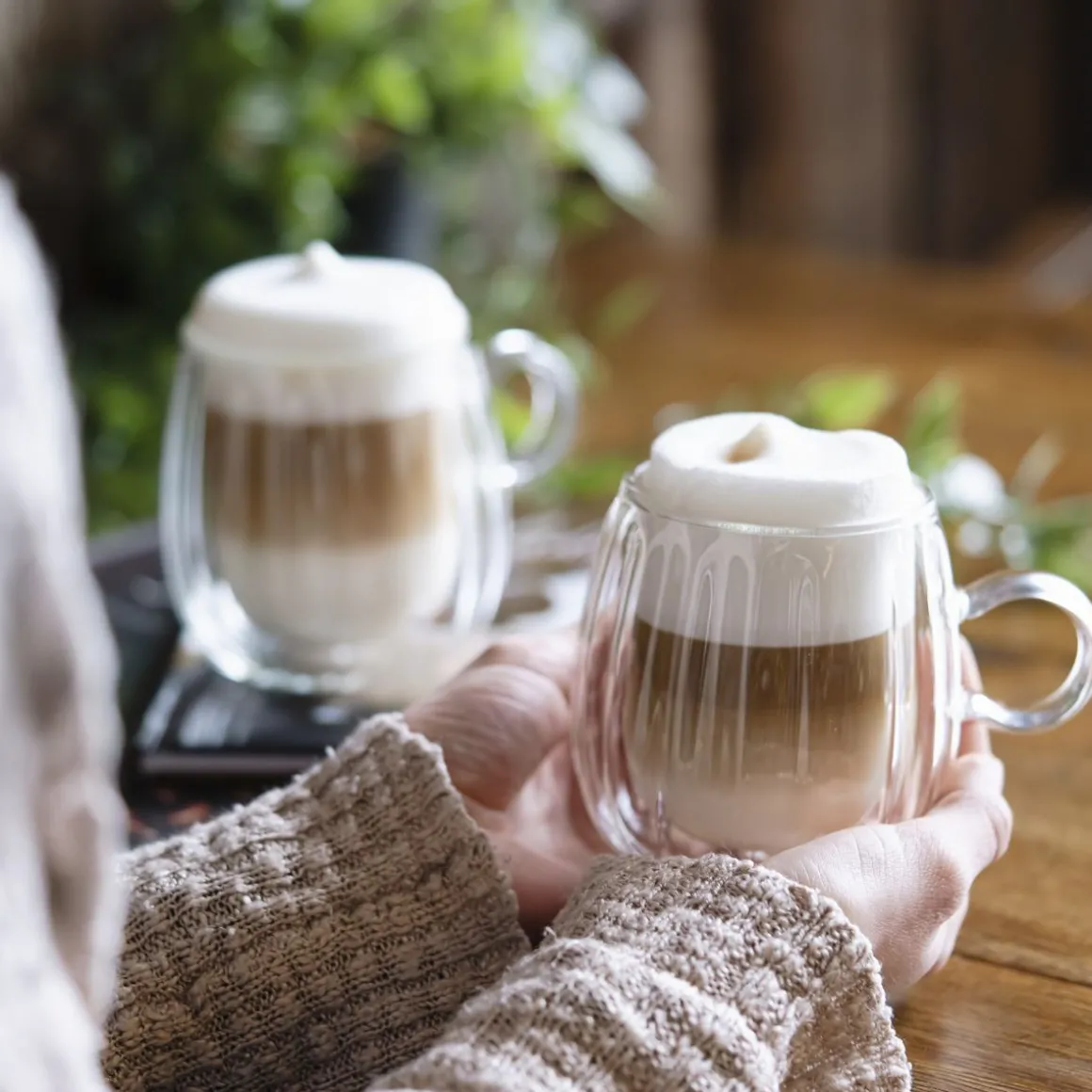 zestaw_szklanek_tulip_z_p_5.webp Zestaw Szklanek Tulip Z Podwojna Scianka 2 Szt. 250 Ml