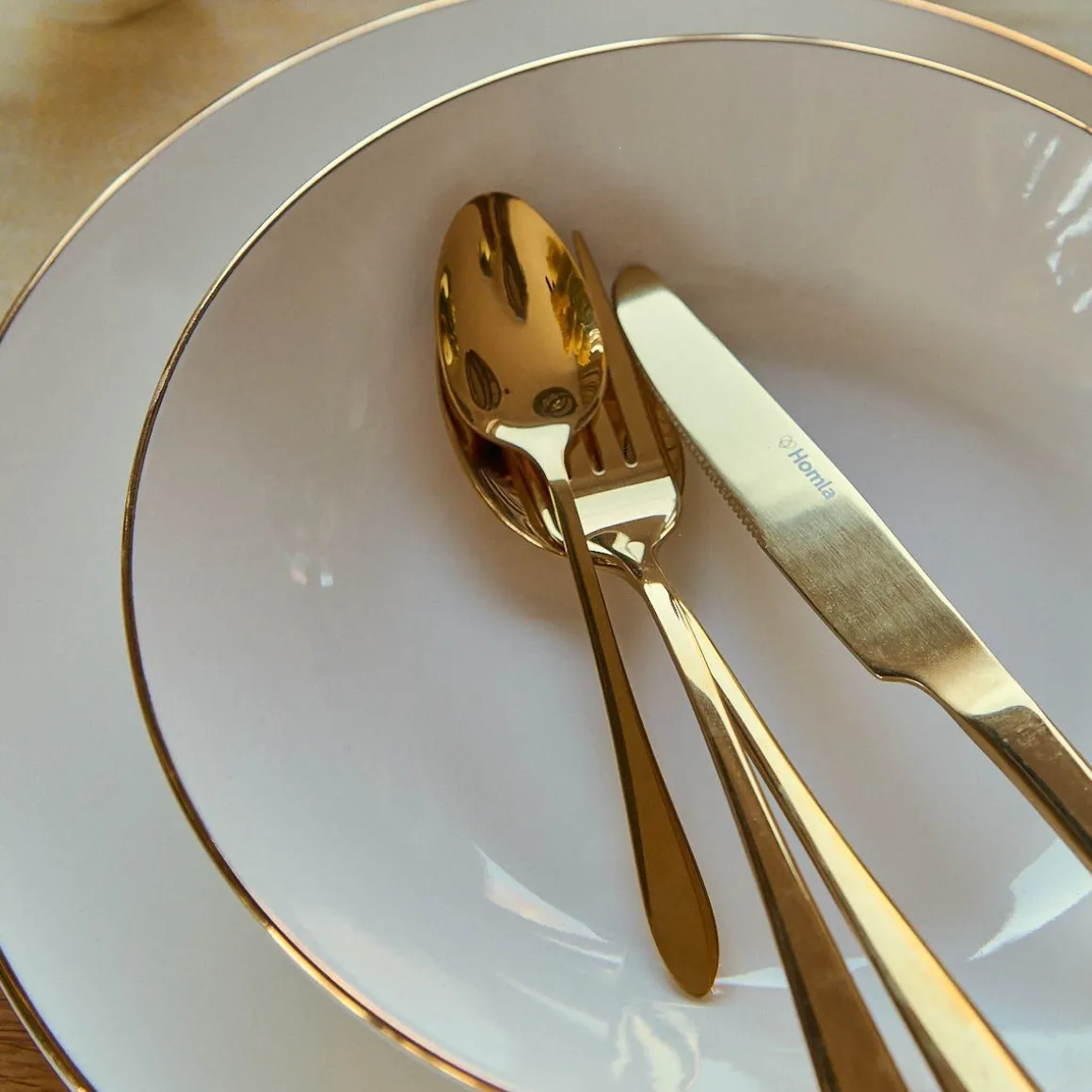 zestaw_sztucw_abele_zlote_5.webp Zestaw Sztućców Abele Zlote 16 Szt.