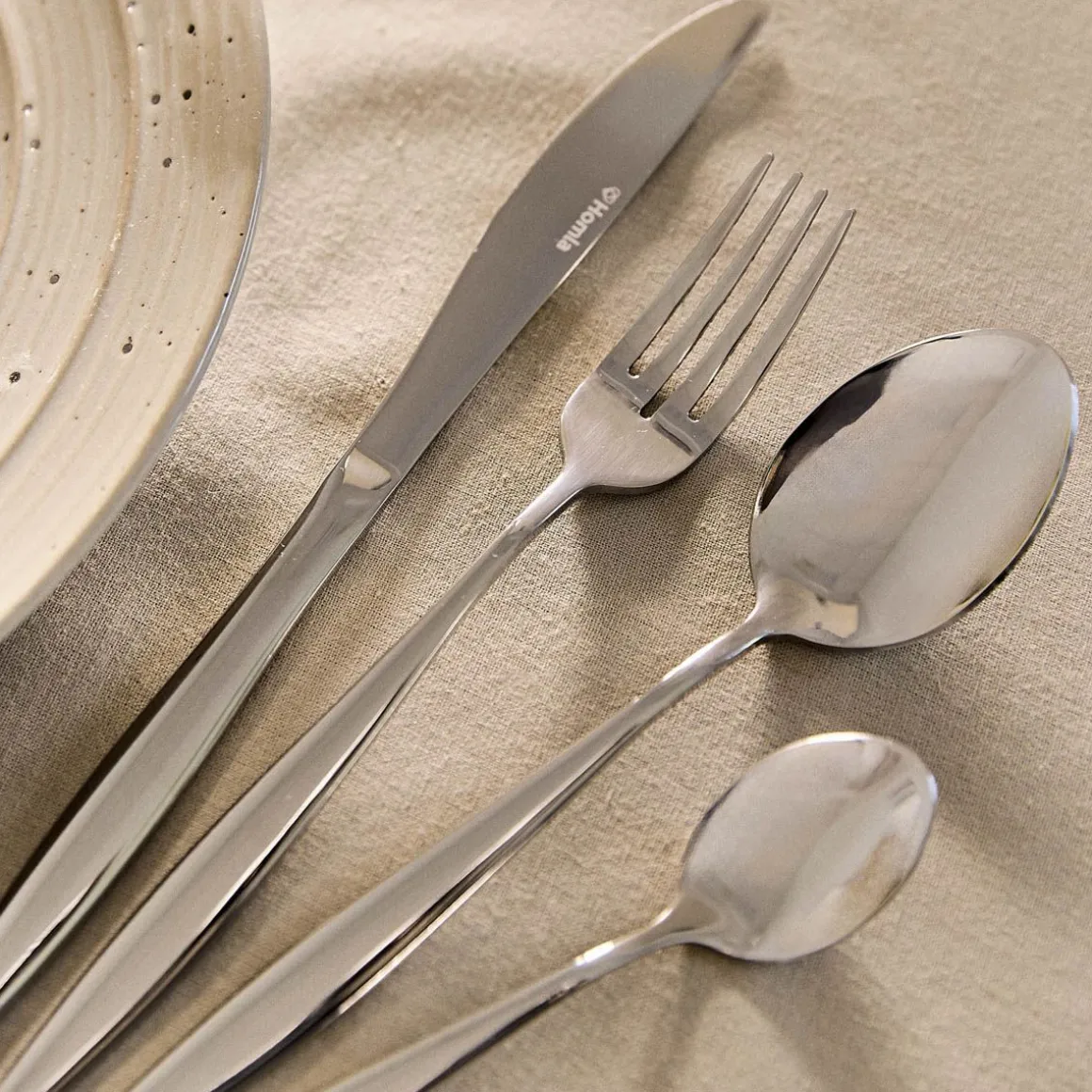 zestaw_sztucw_livadi_sreb_5.webp Zestaw Sztućców Livadi Srebrnych 24 Szt.