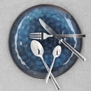 Zestaw Sztućców Martello Z Mlotkowana Raczka Srebrne 24 Szt.